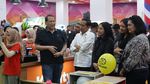 Momen Jokowi Ajak Jan Ethes ke Trans Studio Cibubur