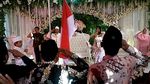 Nasionalis Banget! Pasangan Ini Upacara Bendera Lalu Menikah