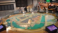 Di dalam museum terdapat diorama yang menampilkan kembali pemandangan dari periode Edo di mana dapat dilihat kehidupan sehari-hari orang-orang selama periode itu.