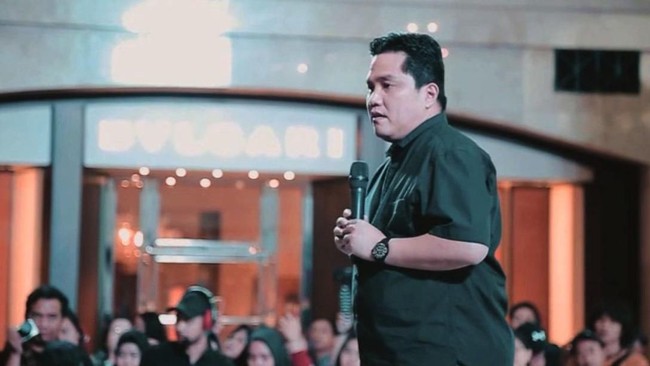 Erick Jawab Tudingan Bagi-bagi Jabatan Terkait Yenny Wahid di Garuda