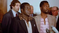 Mugabe saat muda yang sudah sangat aktif dalam urusan kenegaraan.