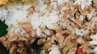 Ini versi sangat sederhana, nasi megono plus tempe goreng tepung hangat. Foto : Instagram @bumbupekalongan