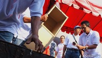 Pemilu itu diikuti oleh beberapa kandidat calon ketua RT Dan RW.
