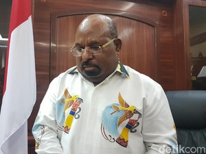Ricuh Mahasiswa Papua di Surabaya, Gubernur Lukas Minta Polisi Profesional
