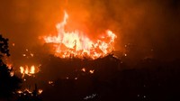 Seperti dilansir BBC, Sabtu (17/8/2019), kebakaran terjadi di daerah kumuh Chalantika Jumat (16/8) malam.