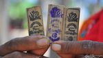 Foto: Pasar di Grobogan Ini Cuma Terima Uang Bambu