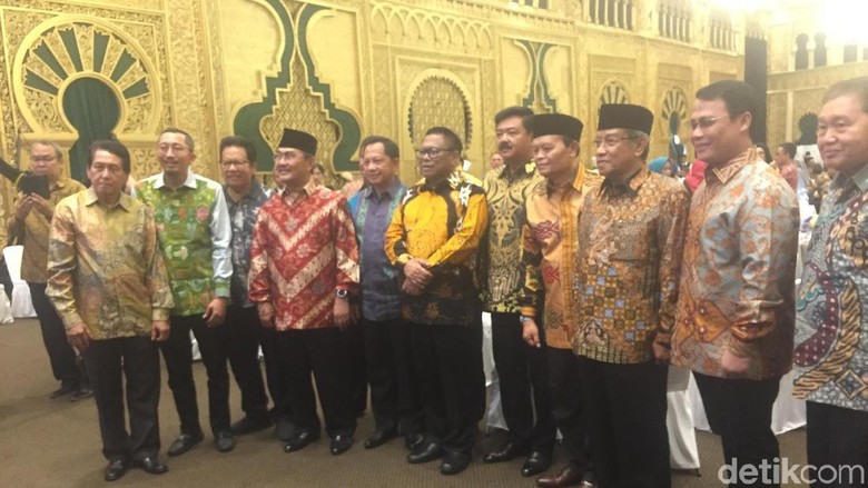 Ketua MPR hingga Kapolri-Panglima TNI Hadiri Acara Ultah OSO Ke-69 Ketua MPR hingga Kapolri-Panglima TNI Hadiri Acara Ultah OSO Ke-69