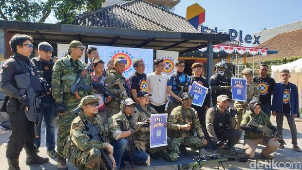 Kobarkan Jiwa Pahlawan Warga Bandung dengan Perangi Hoaks