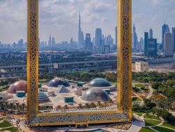 9 Bangunan Unik dan Fotogenik di Dunia