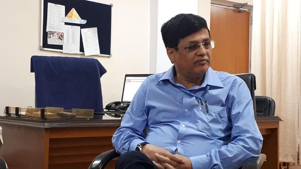 Amlanjyoti Mazumdar saat berbincang.