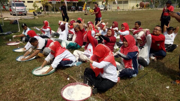 lomba makan 17 agustus
