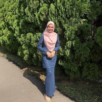 Cuitan yang telah disukai 14 ribu lebih itu pun membuat banyak netizen terhibur atas tingkah manis murid-murid Zulaikha. Aku sangat mencintai anak-anak. Mereka nakal tidak apa-apa, yang penting jangan kurang ajar aja, cuit Zulaikha. Foto: Twitter @zulyqhakifle