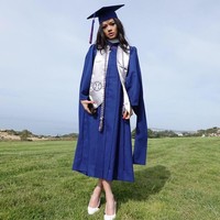 Selama tinggal di Los Angeles, Adinda Bakrie memilih kembali menempuh pendidikan. Pada usia 37 tahun, dia meraih gelar master dari jurusan psikologi Universitas Pepperdine. Foto: Instagram @adindabakrie