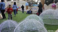 Di Ice Cream Area, pengujung bisa berfoto ria di antara deretan es krim dan permen raksasa (Yudha/detikcom)