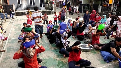 lomba makan 17 agustus