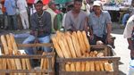 Mencicipi Koba hingga Mofo, Makanan Kaki Lima Unik di Madagaskar