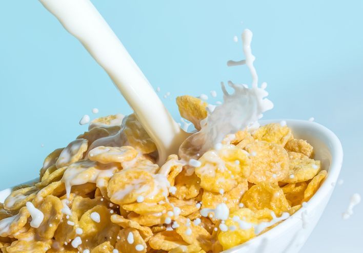 corn flakes with milk breakfast