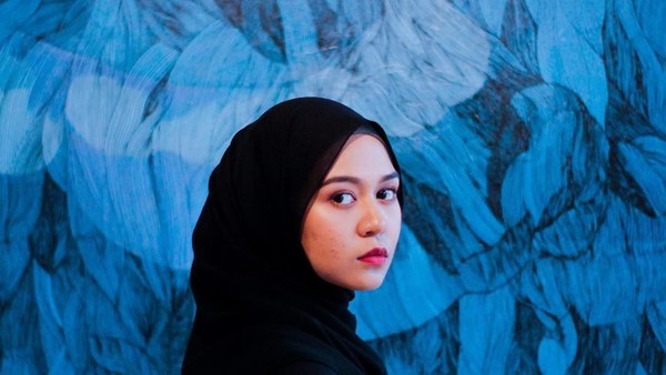 Pesona Guru Cantik yang Viral, Dapat Surat Cinta Berisi Gombalan dari Murid