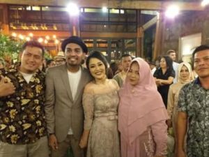 Pernikahan Glenn Fredly dan Mutia Ayu