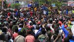 Massa di Jayapura Gelar Aksi Long March