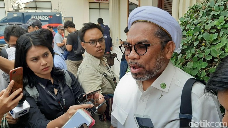 Rusuh Manokwari, Ngabalin Imbau Warga Tak Sebar Provokasi di Medsos Rusuh Manokwari, Ngabalin Imbau Warga Tak Sebar Provokasi di Medsos