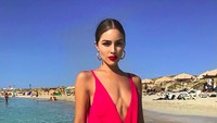 Seksinya Olvia saat berada di Ibiza, Spanyol (oliviaculpo/Instagram)  