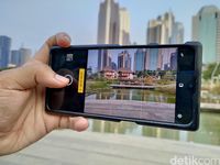 Siap-siap! Indonesia Diserbu 3 Ponsel Baru Realme Bawa 4 Kamera