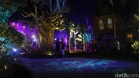 Lampu-lampu yang dipasang juga membuat pantulan cantik yang indah untuk difoto! (Yudha/detikcom)