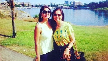 Foto bersama sang ibu beberapa tahun lalu yang ia pajang di Instagram. Foto: Instagram