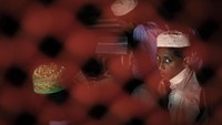 Laporan ini menandai dua tahun sejak kedatangan sekitar 745.000 warga sipil Rohingya ke Bangladesh pasca-melarikan diri dari kekerasan ekstrem di Myanmar.