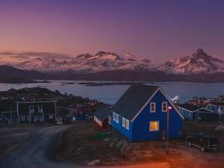 Pesona Greenland, Pulau yang Disinari Matahari 2 Bulan