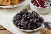 Populer Sebagai Pelangsing, Plum Kering Ditargetkan untuk Millennial