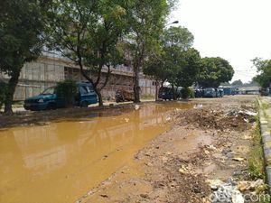 Kondisi Terminal Bubulak Bogor Rusak Berlubang, Kalau Hujan Jadi Kolam