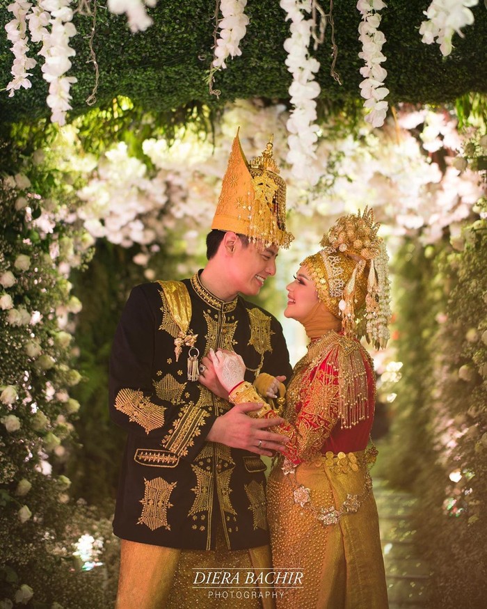 Foto Inspirasi Pernikahan Adat Aceh A La Roger Danuarta Dan Cut Meyriska Halaman 5