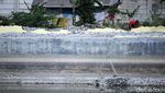 Empang di Tegalluar Dibongkar Demi Proyek Kereta Cepat Jakarta-Bandung