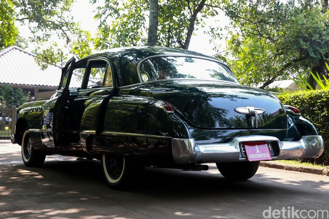 Mobil Dinas Bung Karno yang Bersejarah