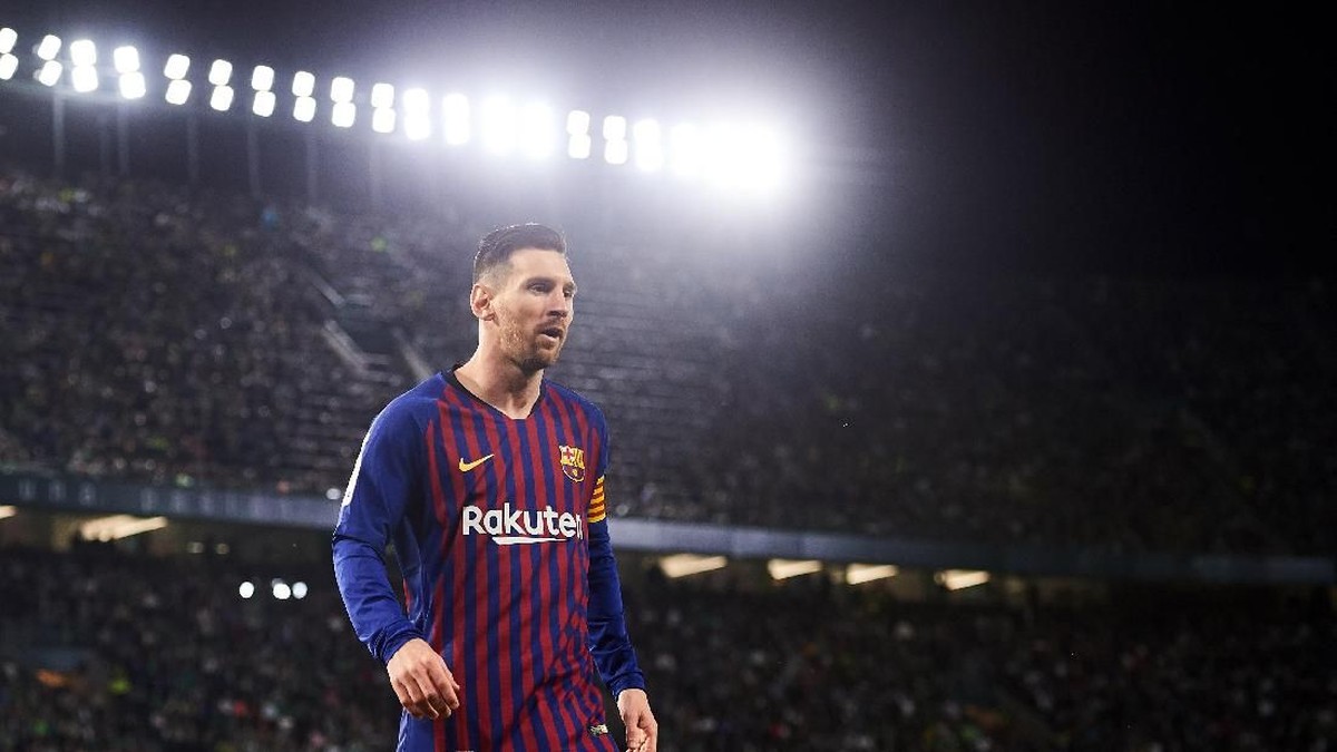 Gol Lionel Messi ke gawang Real Betis 17 Maret 2019 jadi kandidat peraih Puskas Award 2019 (Aitor Alcalde/Getty Images)