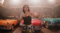 Banyak yang penasaran dengan lagu dan video klip Mutia Ayu yang baru dipersunting Glenn Fredly. Dok. YouTube/Seven Star Record