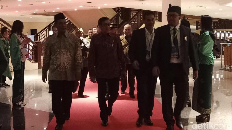 Menteri Luhut, Yasonna, hingga Puspayoga Hadir di Muktamar V PKB Menteri Luhut, Yasonna, hingga Puspayoga Hadir di Muktamar V PKB