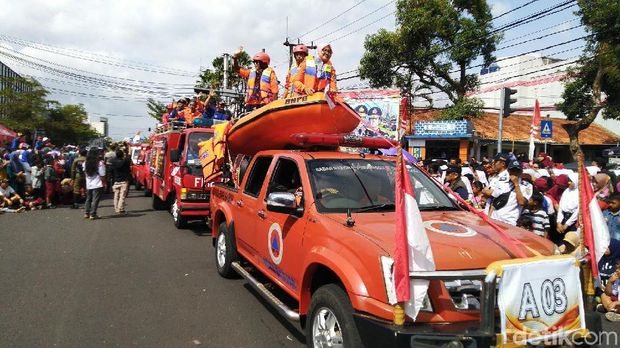 Melihat Keseruan Pawai Alegoris yang Dongkrak Pariwisata Banjar