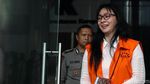 Bupati Nonaktif Talaud Umbar Senyum Usai Diperiksa KPK