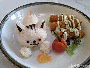 Lucunya Butter Rice Kucing dan Pizza Cheese Lovers yang Nagih