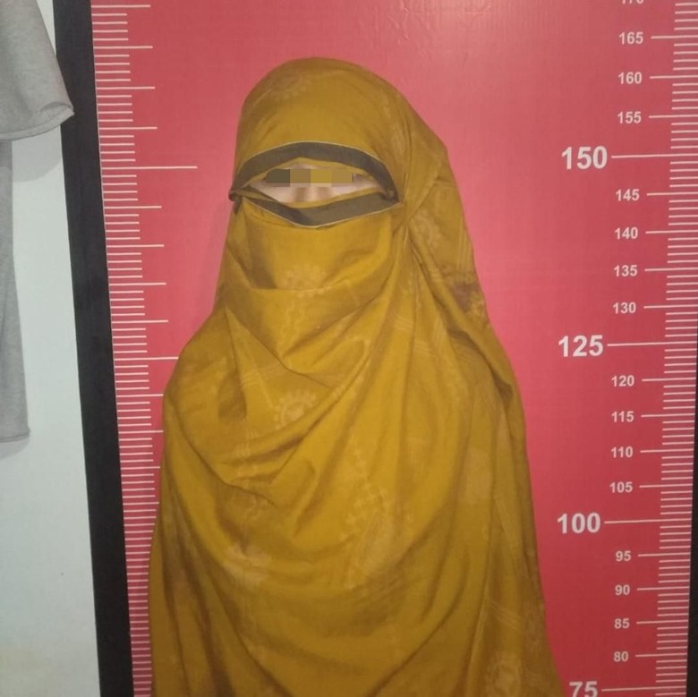 Tampil ala Ninja, Bocah SMP di Sukabumi Satroni Rumah Tetangga