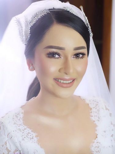 Terungkap Penampilan Flawless Mutia Ayu, Istri Glenn Fredly Saat Menikah