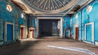 Bangunan tua bekas teater di Gagra. Istimewa/Boredpanda.