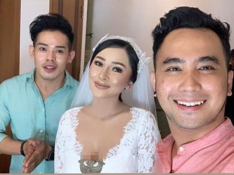 Foto Mutia Ayu ini ditayangkan atas seizin makeup artist Andruw Spun