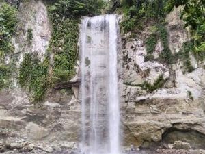 Air Terjun Perawan di Pulau Biak, Syurdori
