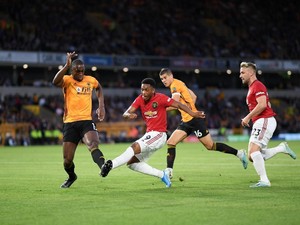 Babak I: Martial Bawa MU Ungguli Wolves