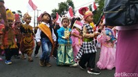 Karnaval yang diselenggarakan setiap setahun sekali ini sebagai upaya Pemkot Banjar untuk menarik wisatawan.