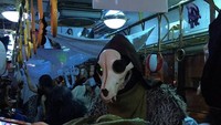 Hanya saja, kemeriahan Yokai Train tahun ini telah usai. Apabila penasaran, traveler bisa coba datang ke Jepang tahun depan dan naik kereta hantu tersebut bila penasaran (Twitter)  